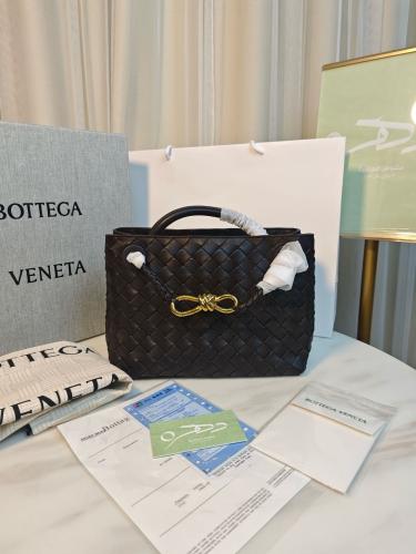 شنطة بوتيقا أنديامو 25 سم - بني غامق