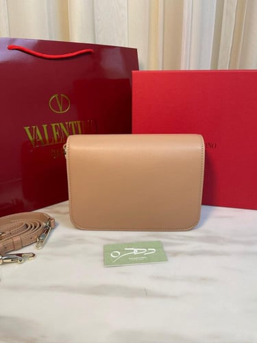 شنطة فالنتينو غارافاني VLogo Signature 18 - نود