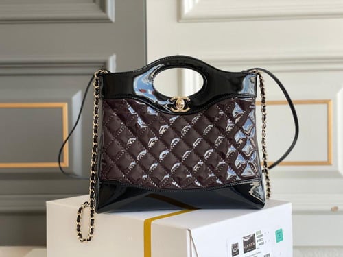 حقيبة تسوق ميني 23 مبطنة من جلد شانيل - العنابي وا...