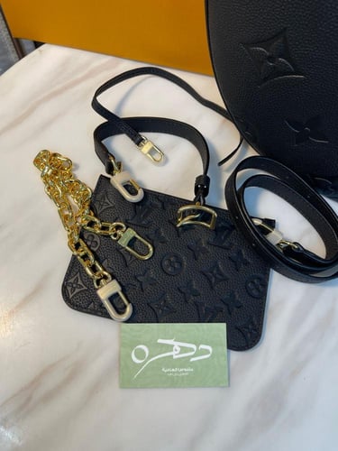 حقيبة لويس فويتون لوب هوبو - أسود