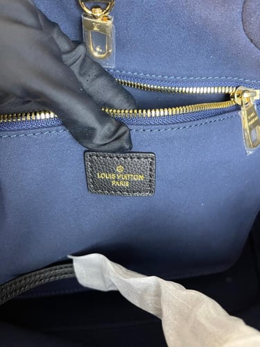 حقيبة لويس فويتون نيفرفول MM - مقاس 32 أسود