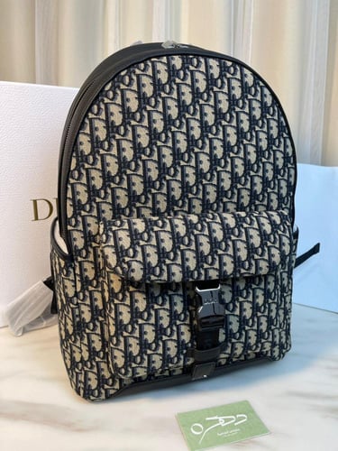 شنطة ديور اوبليك إكسبلورر - مقاس 42