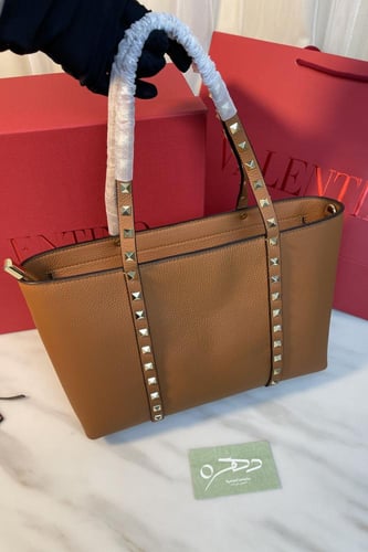 حقيبة تسوق فالنتينو غارافاني روكستد