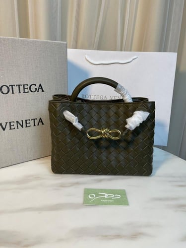 شنطة بوتيقا أنديامو - أخضر زيتي