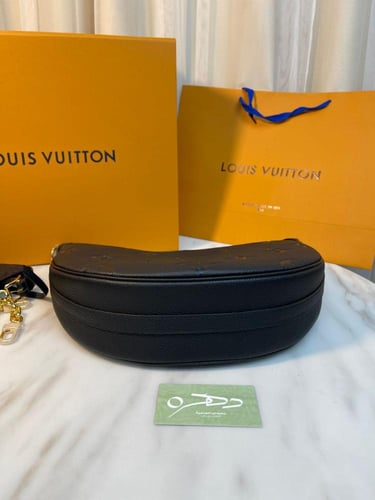 حقيبة لويس فويتون لوب هوبو - أسود