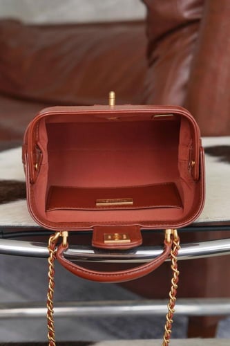 حقيبة كوكودوك 18 سم بمقبض علوي من شانيل - بني