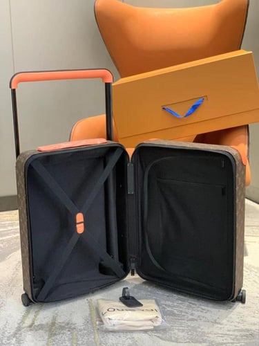 حقيبة هوريزون 55 من لويس فيتون - برتقالي