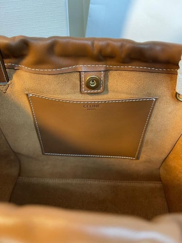 حقيبة سيلين كوير تريومف كاباس