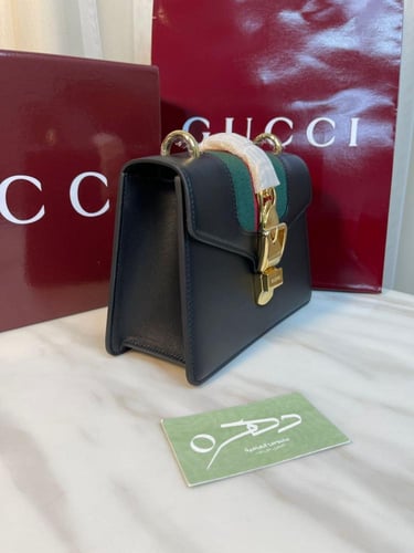 حقيبة Gucci Sylvie ميني