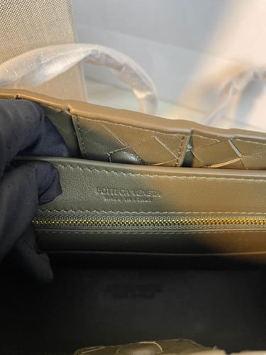 شنطة بوتيقا أنديامو - أخضر زيتي