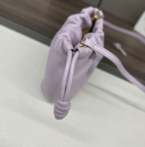 حقيبة كلاتش فلامنكو صغيرة 23 سم من لويفي