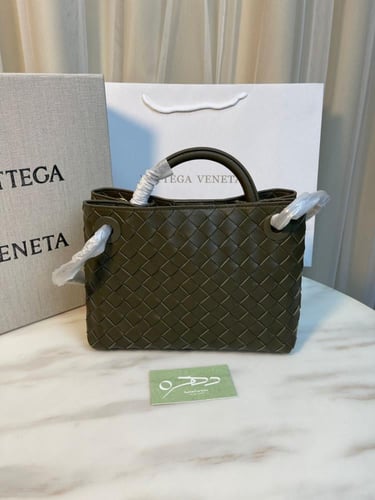 شنطة بوتيقا أنديامو - أخضر زيتي