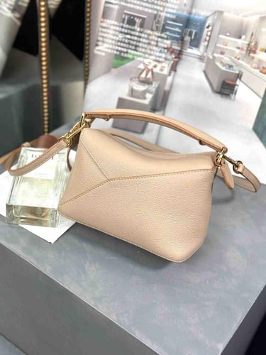 حقيبة لويفي ميني 18 سم بازل