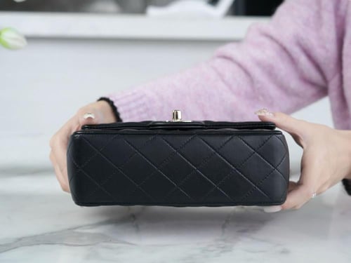 حقيبة شانيل Mini Top Handle Flap