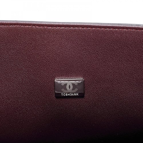 شنطة شانيل كلاسيك لامبسكن 33 سم - أسود وفضي