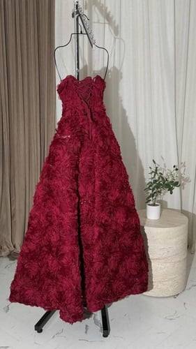 ورد لونين عنابي اصفر