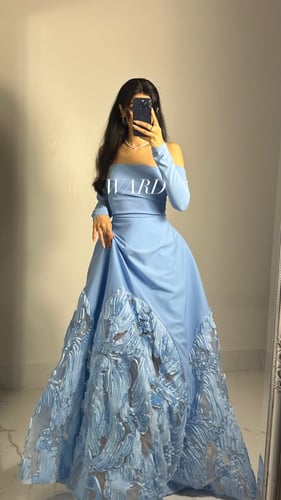 متوفر بعدة الوان R40