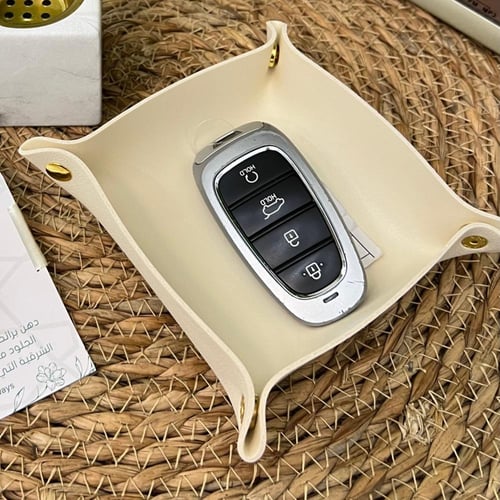 قاعدة اكسسوار جلد