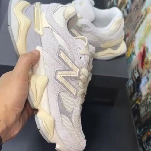 New Balance 9060 low-top