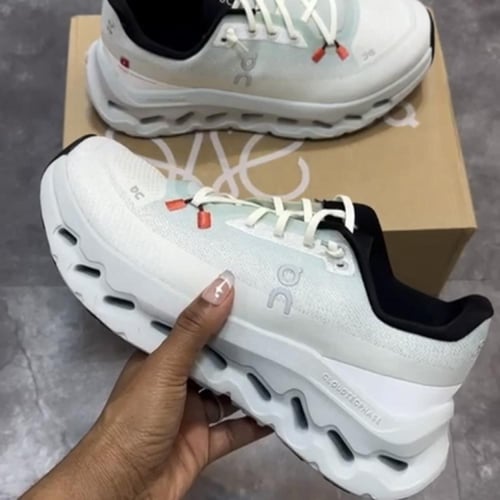 Cloudtilt 'Mineral Ivory'