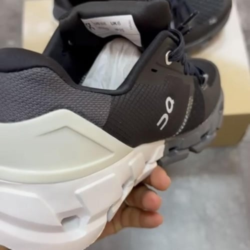 Cloudflyer 4 Running - Black