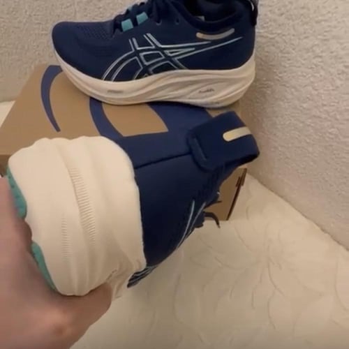 Gel Nimbus 26 Wide 'French Blue Electric Lime'