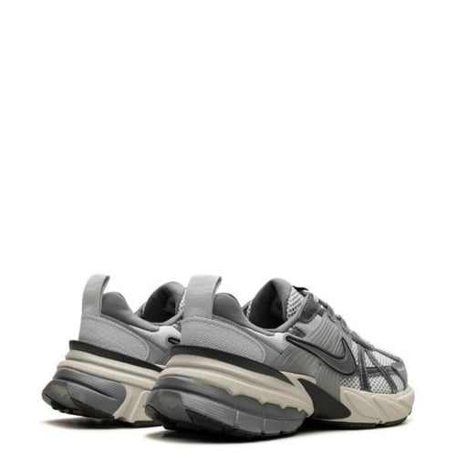 Nike V2K Run "Pure Platinum/Wolf Grey" sneakers