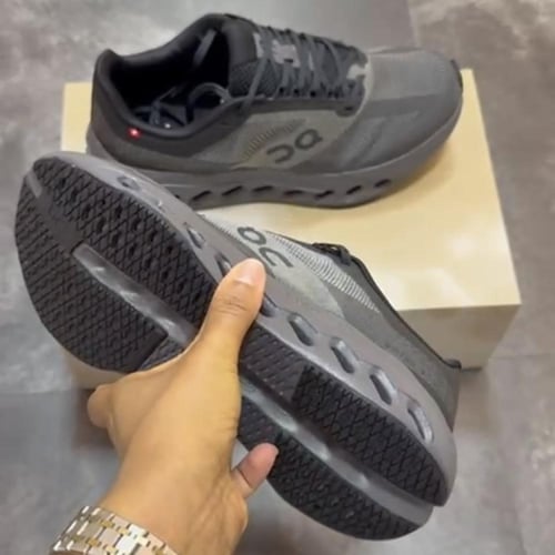 On Running Cloudsurfer Next sneakers