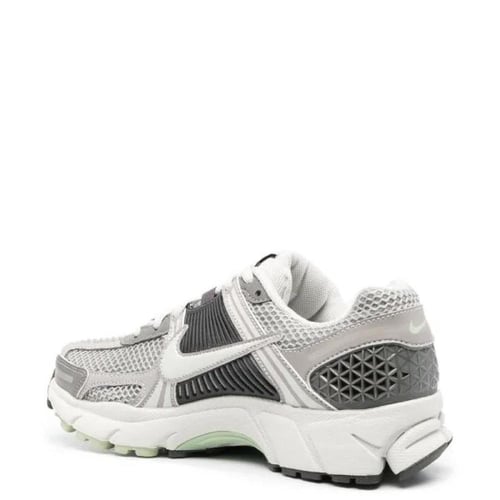 Nike Vomero 5 "Cobblestone"