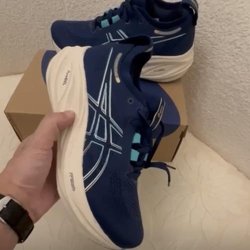 Gel Nimbus 26 Wide 'French Blue Electric Lime'