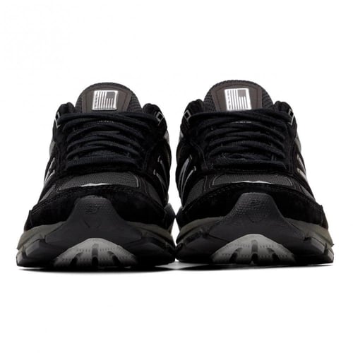 New Balance 990v5 black