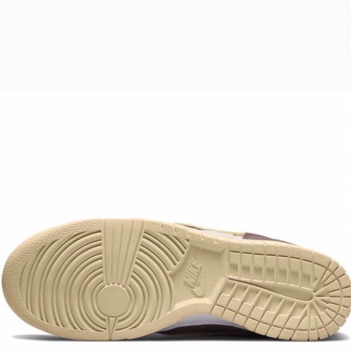 Nike Dunk scrap latte