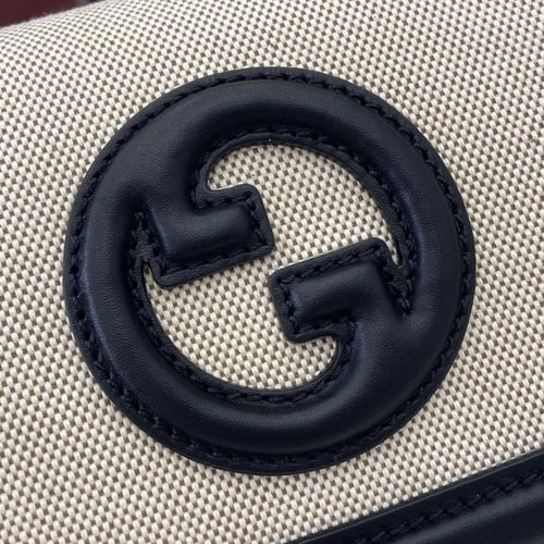 قوتشي Blondie مقاس 21cm