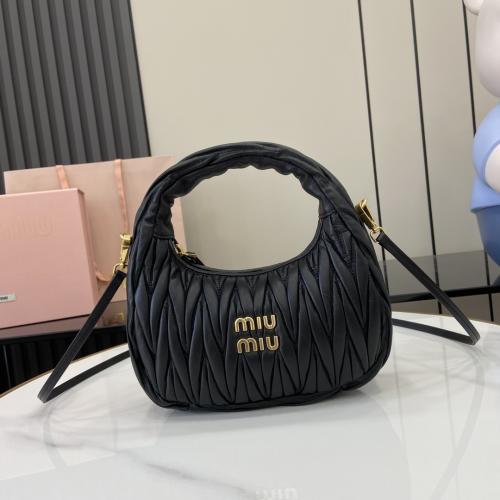 ميو ميو Wander Matelassé مقاس 20cm