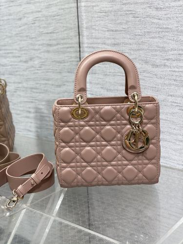 ديور lady Dior