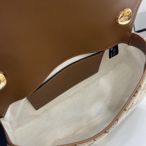 قوتشي Blondie مقاس 21cm
