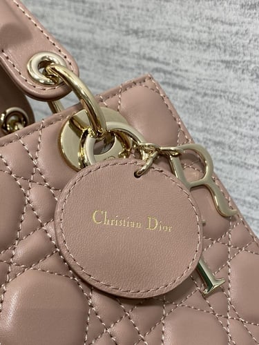 ديور lady Dior