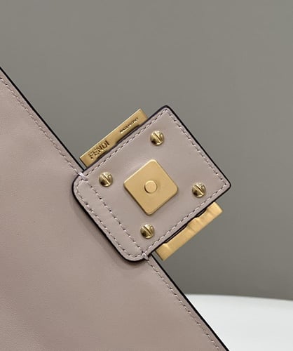 فيندي مقاس 26cm