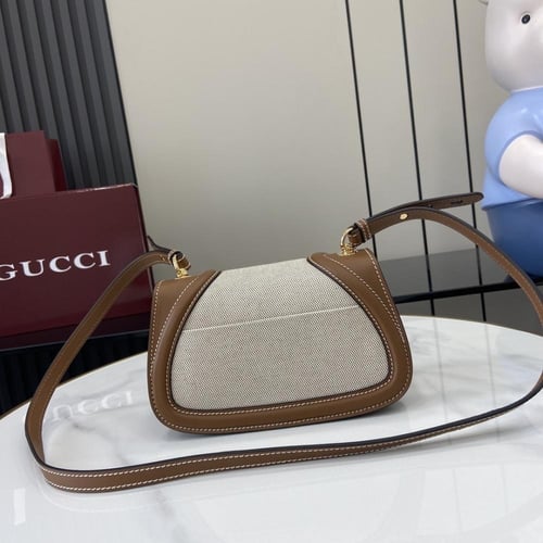 قوتشي Blondie مقاس 21cm