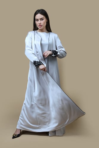 Lace Allure (بيج فاتح)