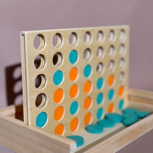 لعبة لوح خشبي