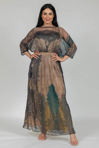 فستان طويل مشجر