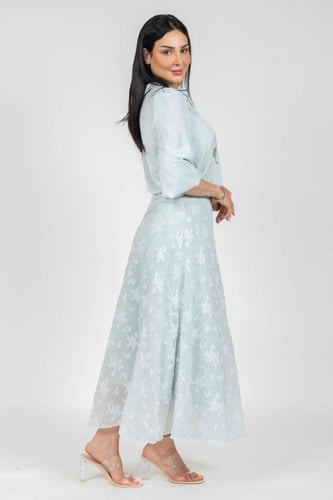 تنورة ناعم طويلة