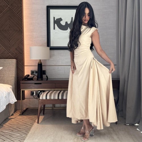 فستان ميد كت