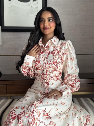 فستان ميدي بيج بتشجيره احمر