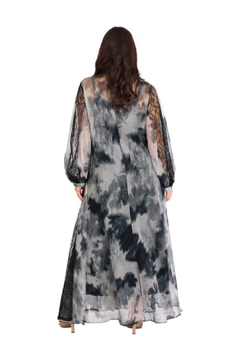 فستان طويل شيفون مع دانتيل