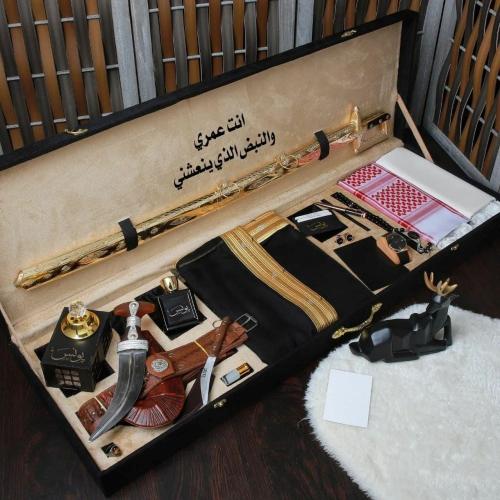 هدايا رجالي بوكس ملكي تذكاري هدايا الزواج والمناسب...
