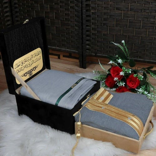 هدايا ملكيه شتويه قماش وبشت اهدي من تحب بعبارات اه...