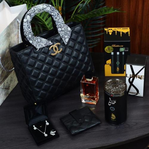 هدايا نسائيه للتخرج شكل مميز