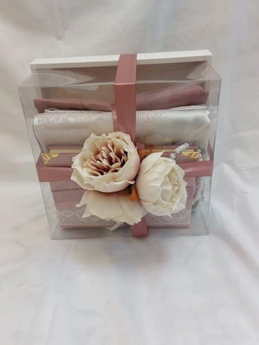 طقم صلاه عرض خاص بغلاف مميز